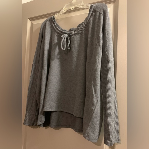 Johnny Was Calme Tunnel Neck Drawstring Crop Sweater in Grey size Small NWT - Picture 7 of 14